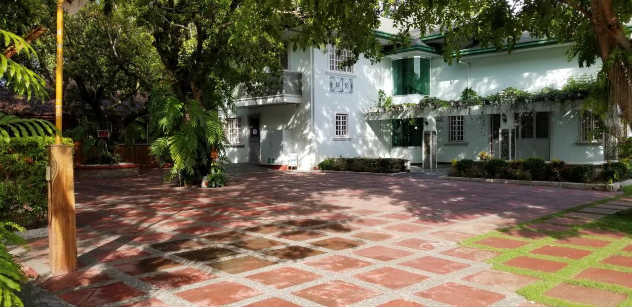 Buenavista Family Inn Tagudin Экстерьер фото
