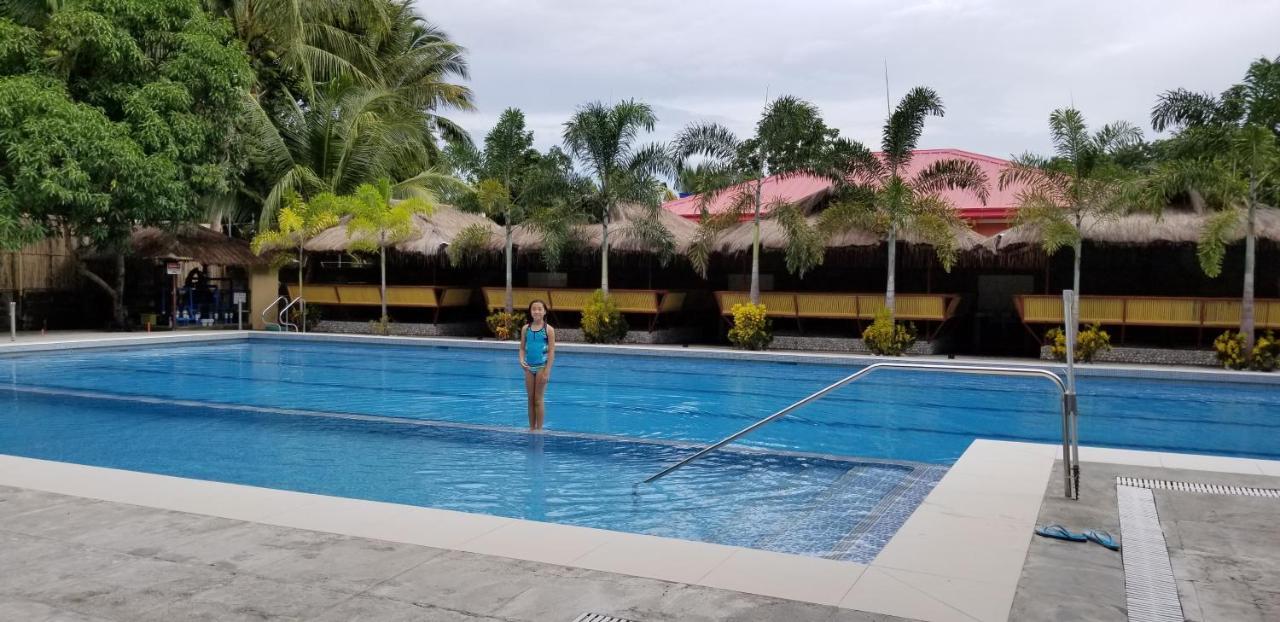 Buenavista Family Inn Tagudin Экстерьер фото