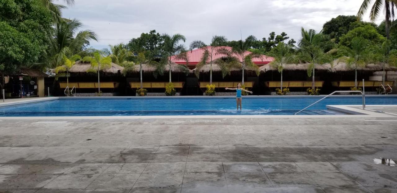 Buenavista Family Inn Tagudin Экстерьер фото