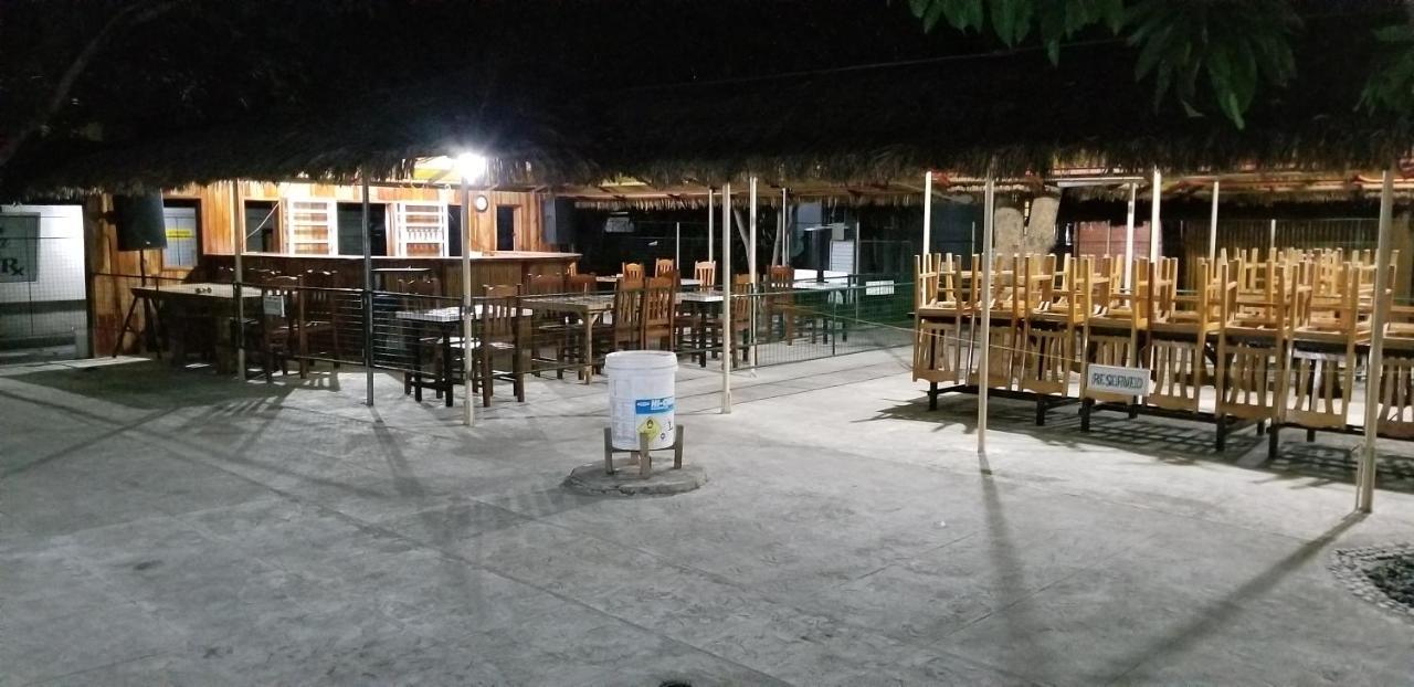 Buenavista Family Inn Tagudin Экстерьер фото