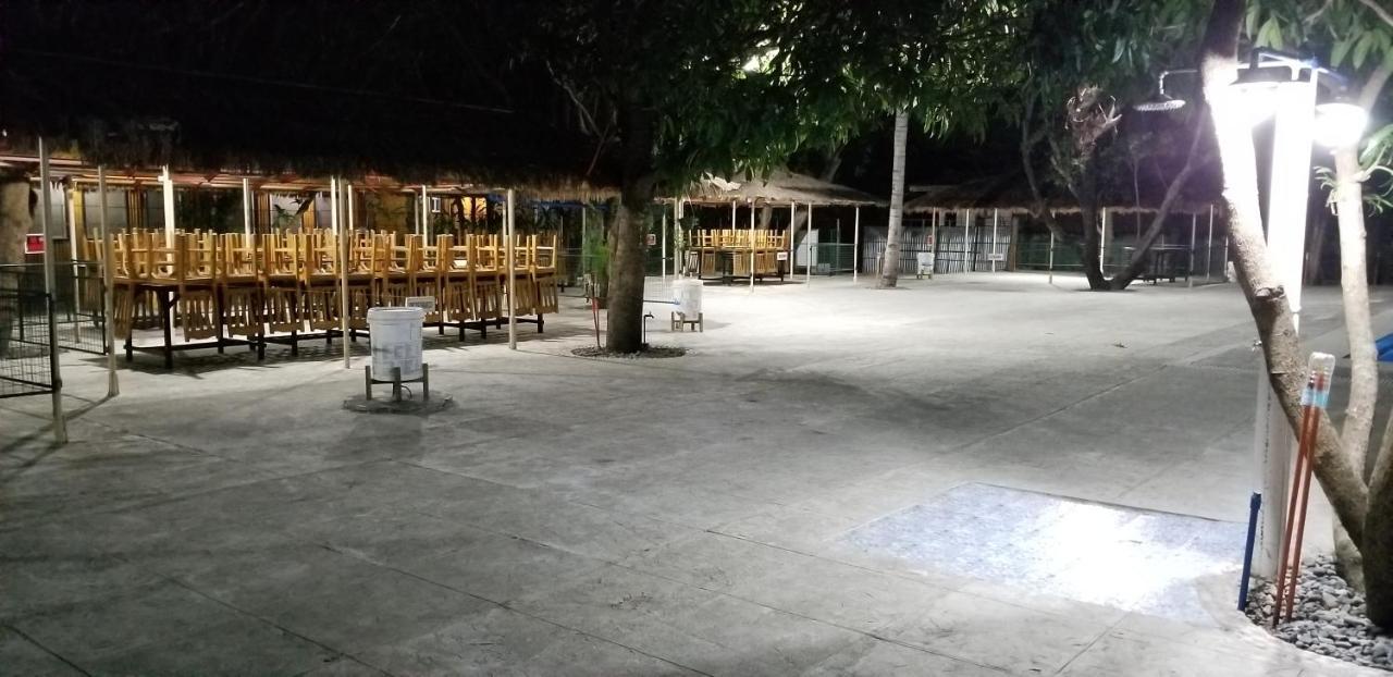 Buenavista Family Inn Tagudin Экстерьер фото